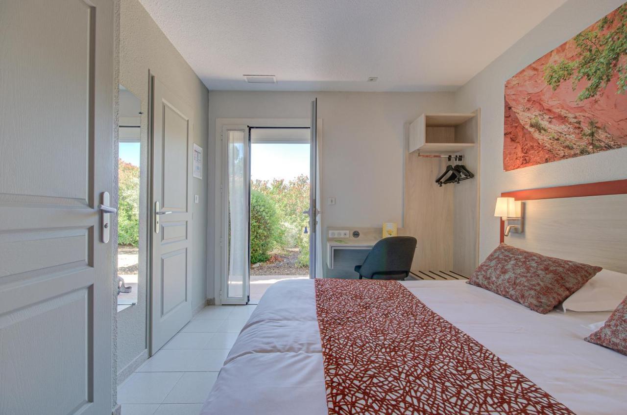 Hotel Saint Louis Le Thor Luaran gambar
