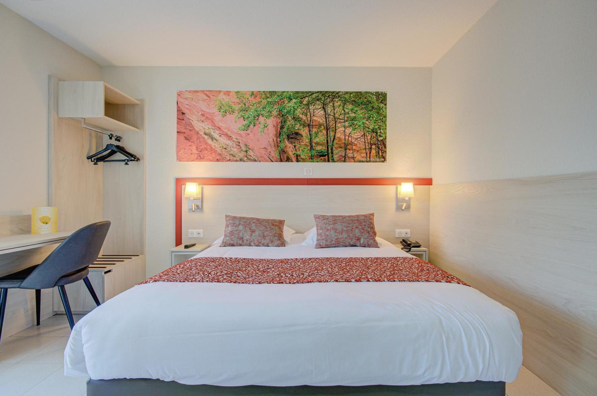 Hotel Saint Louis Le Thor Luaran gambar
