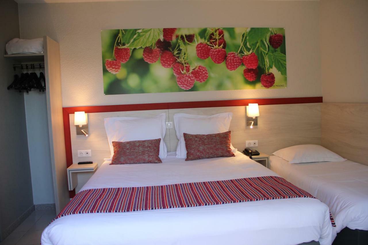 Hotel Saint Louis Le Thor Luaran gambar